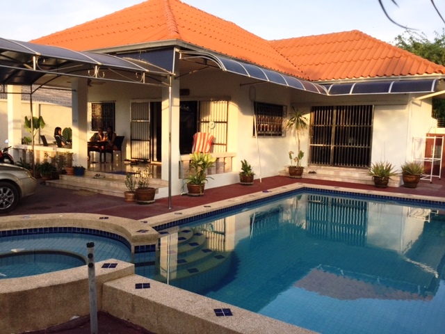 Pool House in Hua Hin near Palm Hills Golf Resort