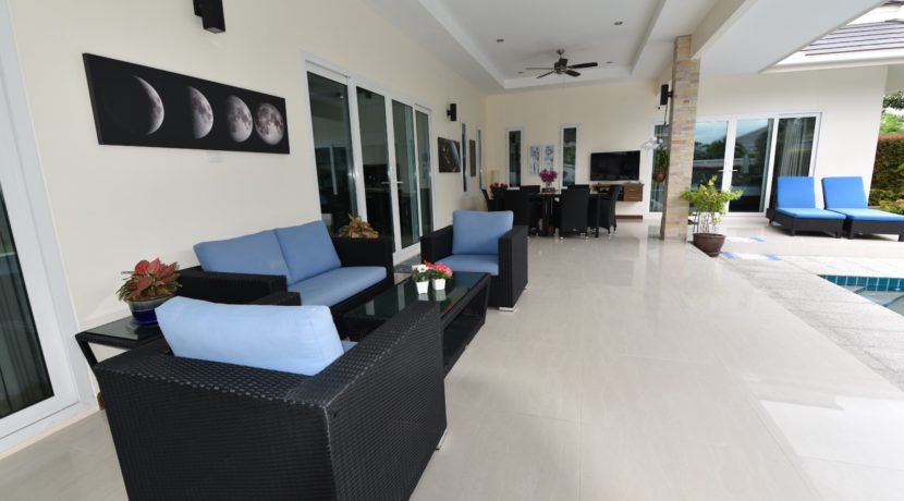 05 Covered fully furnished 75 sqm. patio