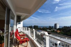 13 Balcony with gorgious seaview