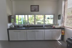 26 Fully fitted open kitchen
