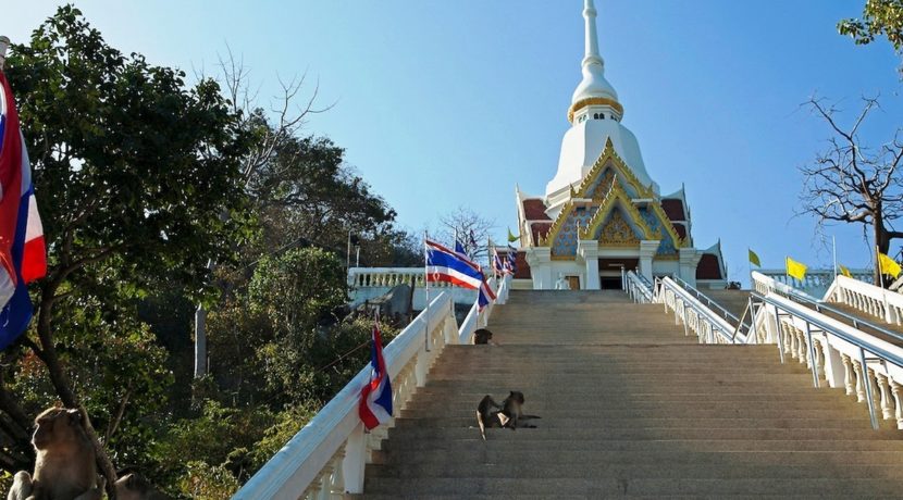 06 Wat Khao Takiab