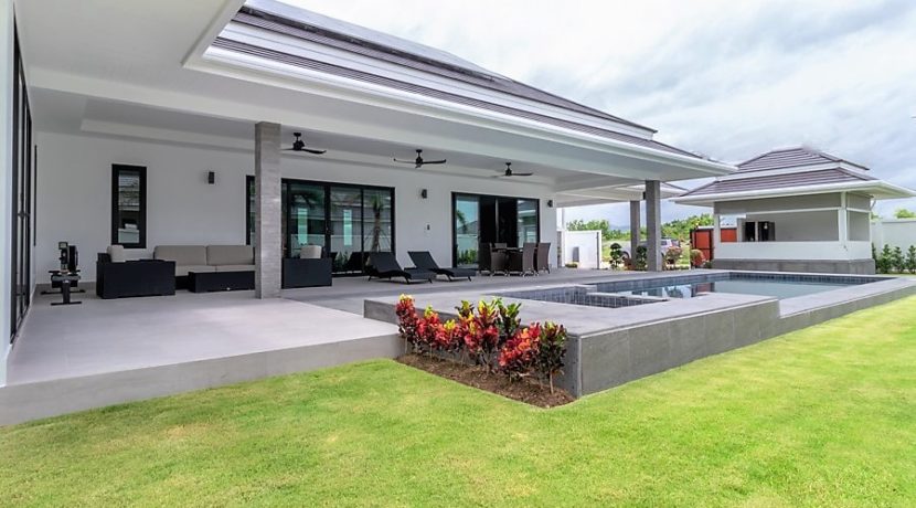 01B Brand new luxury pool villa