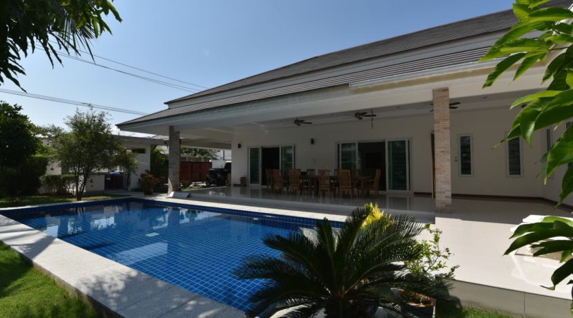 02 Palm Villas luxury pool villa