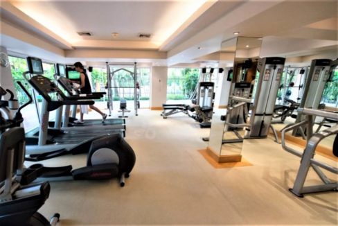 81 Well equipped fitness center