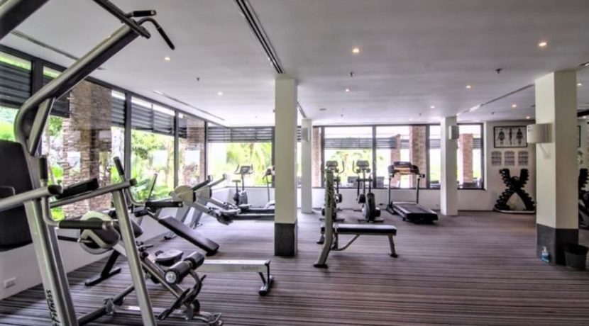 85 Well equipped fitness room