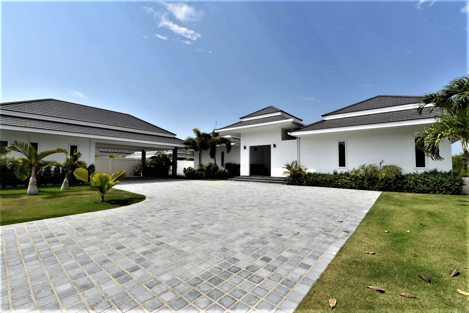 Exceptional Villa in Hua Hin near Palm Hills Golf Resort
