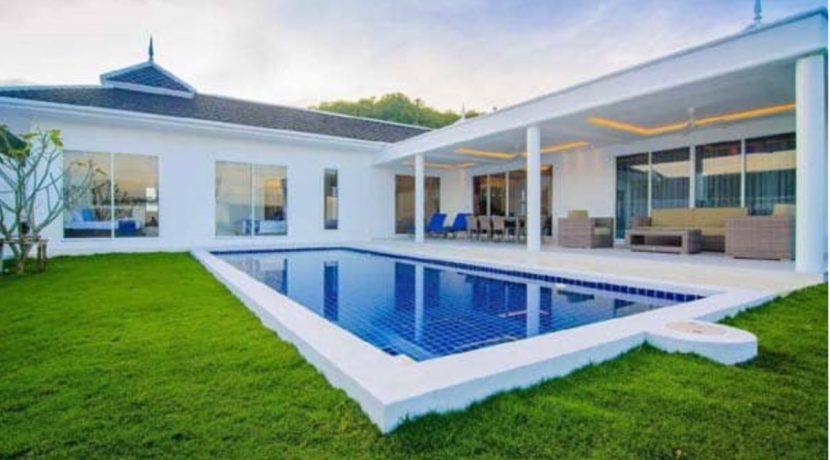 00 Superb luxury pool villa