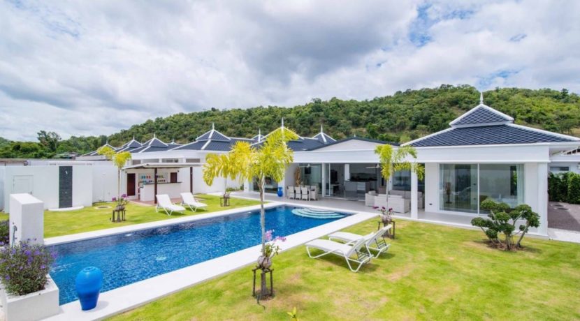 01 H-Shape luxury pool villa