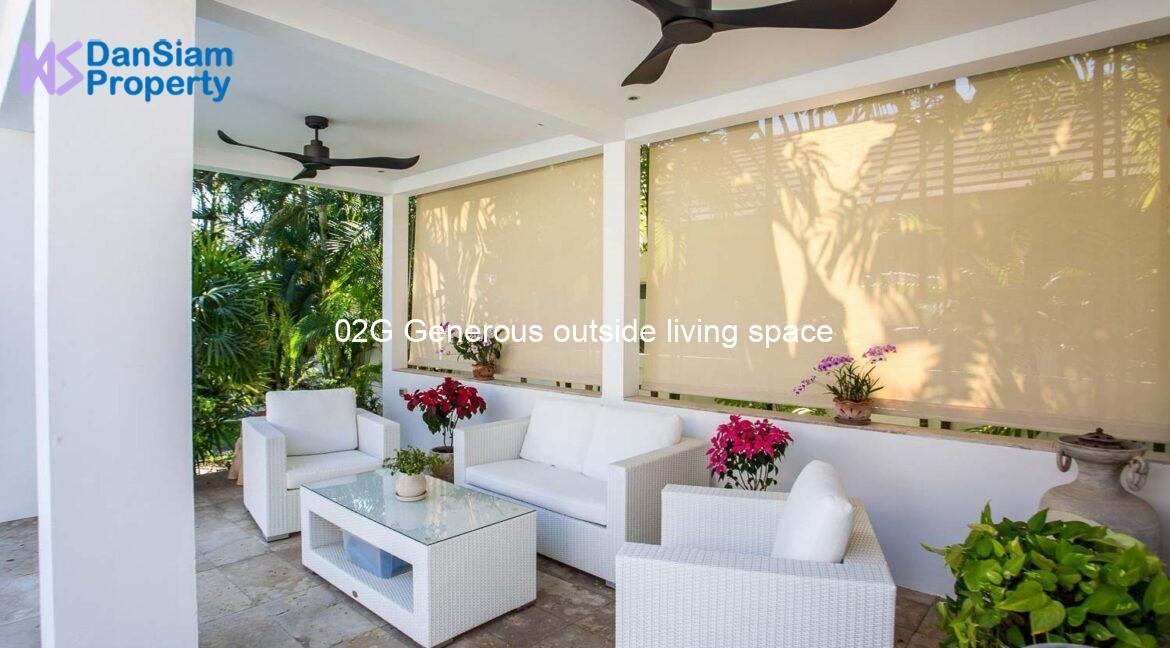 02G Generous outside living space