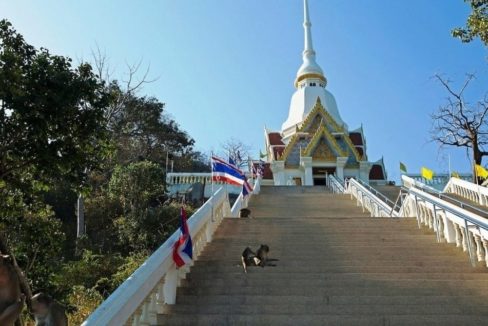 92 Wat Khao Takiab