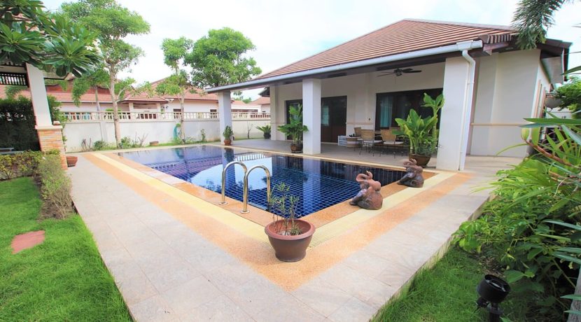 02 Thai-Bali style villa
