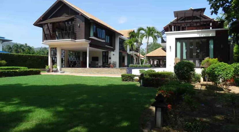 01B Palm Hills Thai-Bali Villa