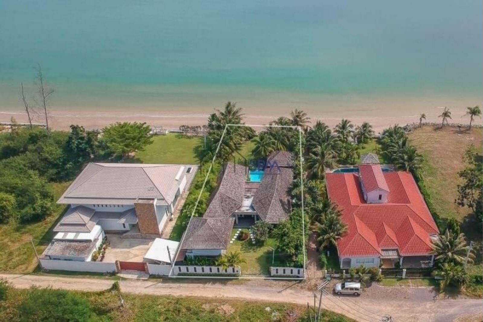 Beachfront Villa in Cha-am at Hansa Casuarina Resort