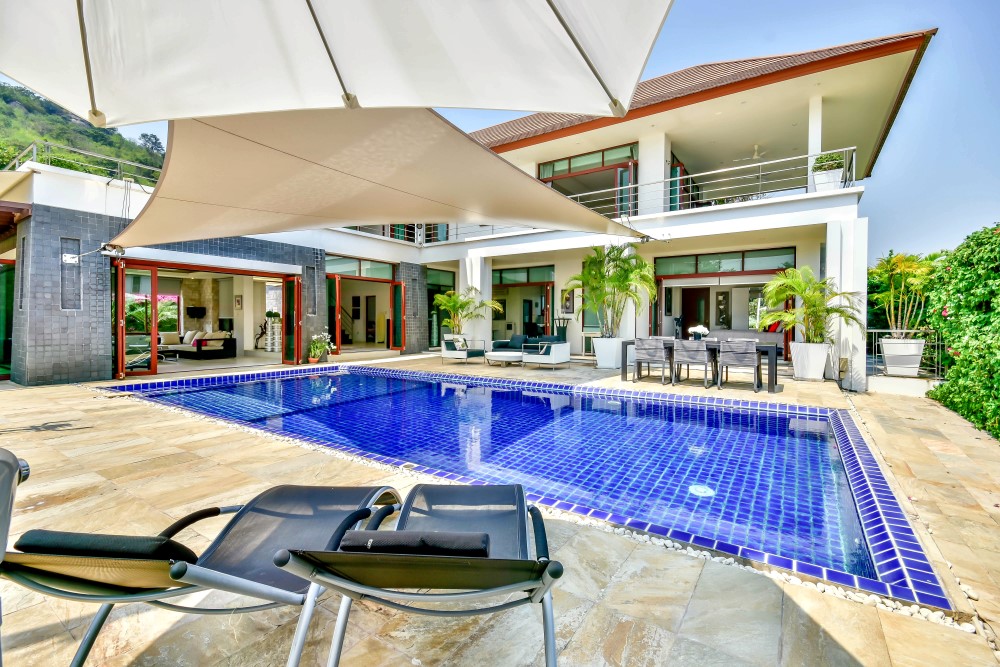 Modern 2-Storey Bali-style Villa in Hua Hin at Phu Montra