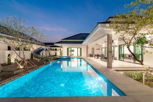 02B Exceptional pool villa exterior