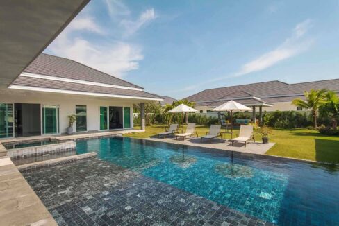 02D Exceptional pool villa