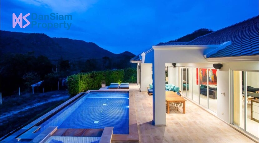 03C Luxury pool villa exterior