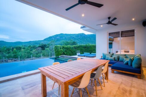 04 Luxury pool villa exterior