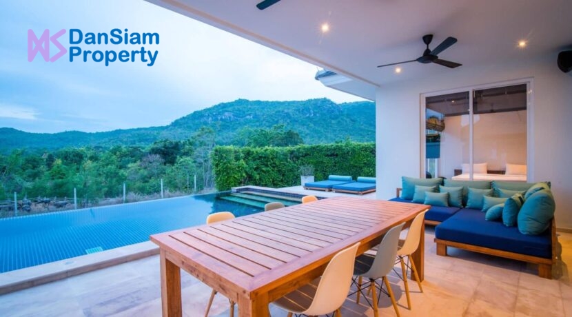 04 Luxury pool villa exterior