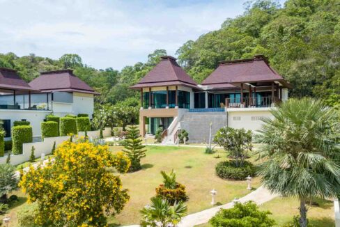 01C Exceptional Bali-style sea view villa