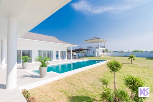 01 Brand new 5-Bed pool villa