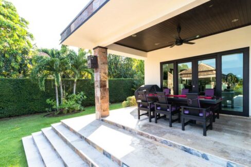 03C Luxury Bali-style pool villa