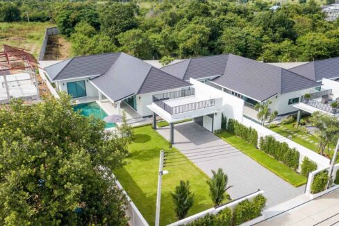 01 Modern luxury pool villa