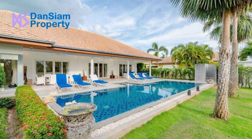 02 Luxury 3-Bed pool villa