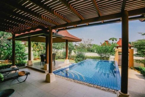 02 Luxury Thai-Bali-style Villa