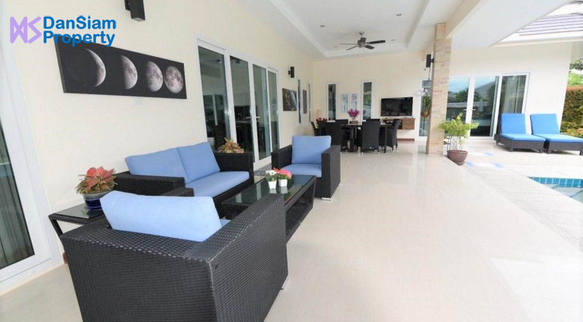 12 Covered fully furnished terrace