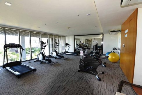 84 Well equipped fitness room
