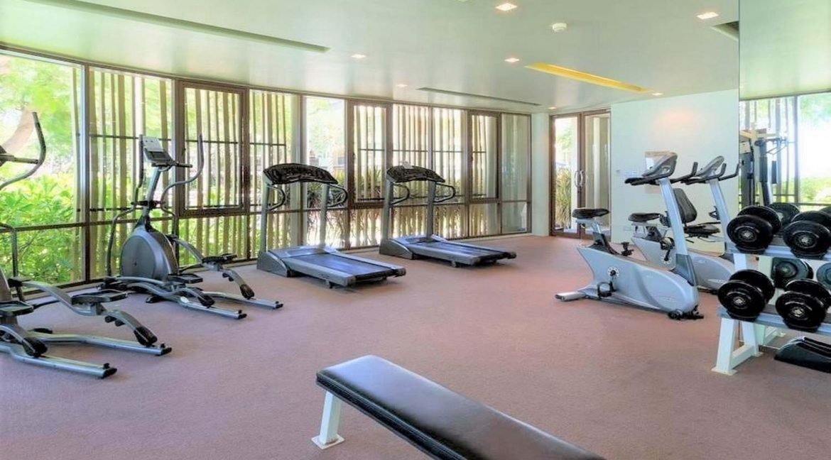 86 Fitness room