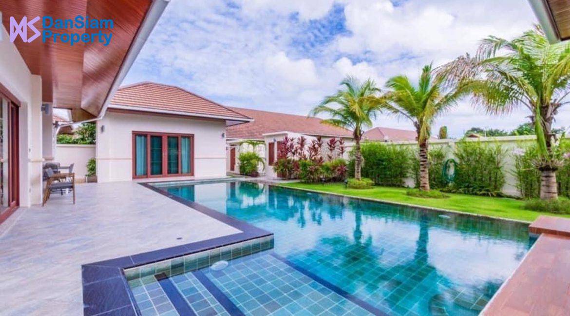 02 Luxury Balinese Pool Villa