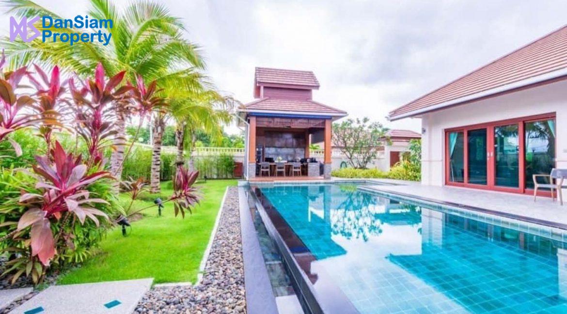 03 Luxury Balinese Pool Villa