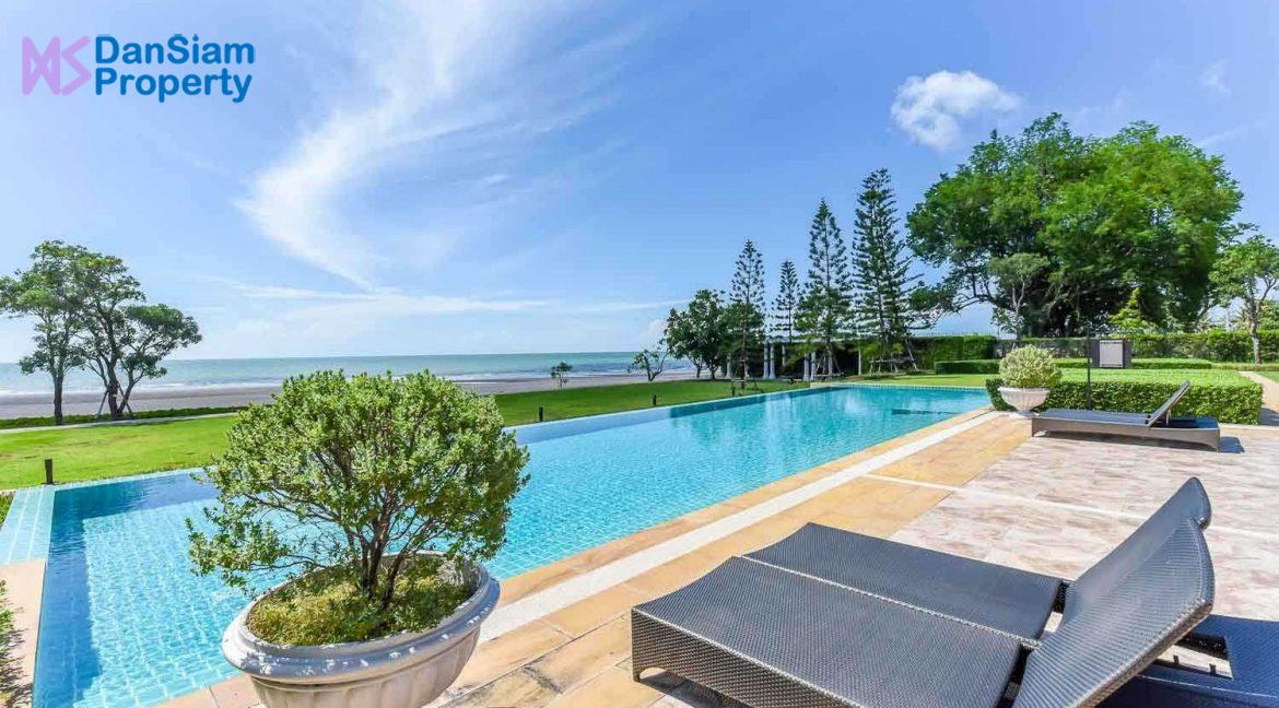 82 Tuscany villas beachfront pool