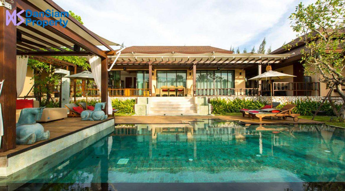 03 Luxury Lake Front Villa