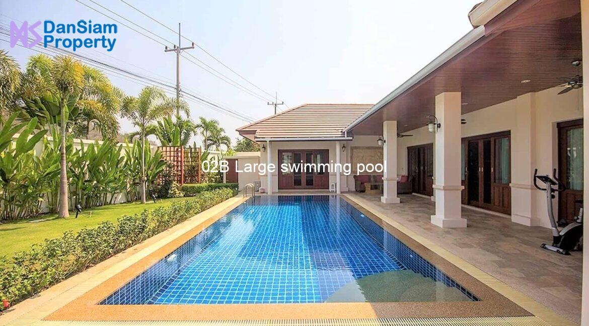 02B Large swimming pool