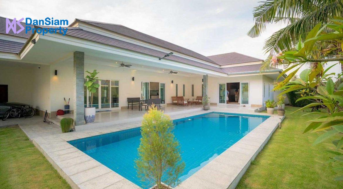 01 Palm Villas luxury villa
