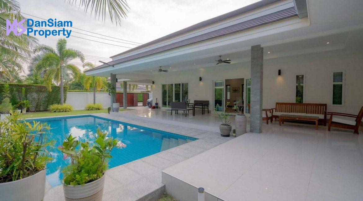 02C Palm Villas luxury villa