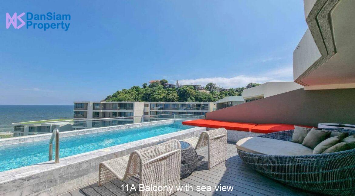 11A Balcony with sea view